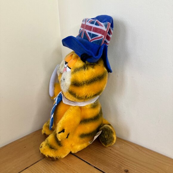 Garfield Plush Stuffed Toy UK Union Jack Hat & Neck Tie Vintage 1981 Dakin - Picture 3 of 9